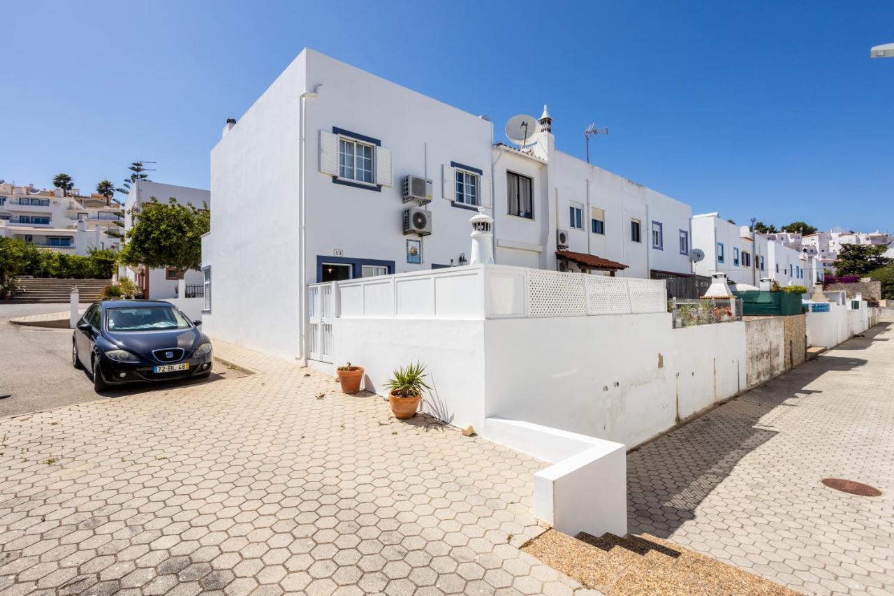 Newly Renovated 2 Bedroom Townhouse - Close To Salema Beach Екстер'єр фото