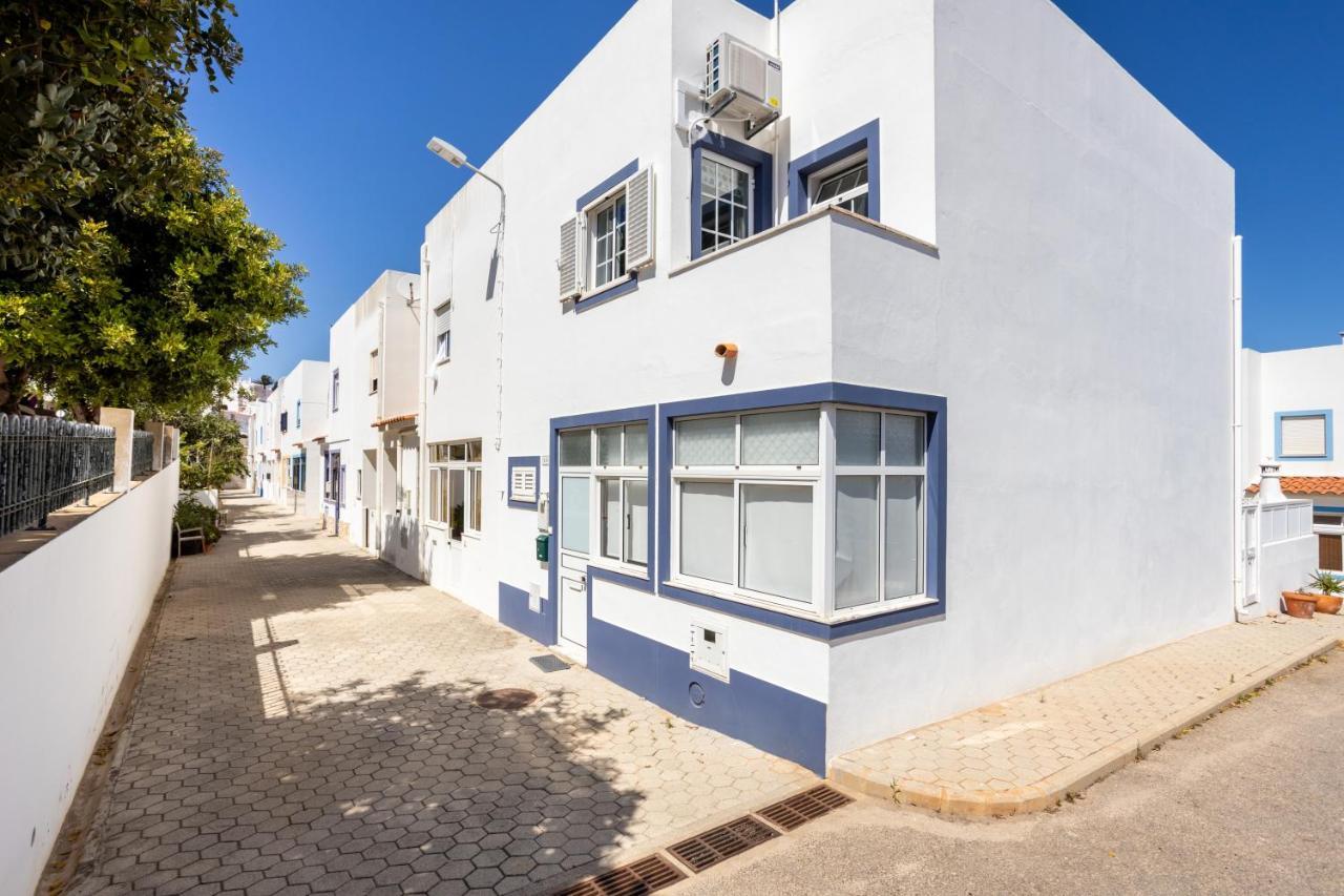 Newly Renovated 2 Bedroom Townhouse - Close To Salema Beach Екстер'єр фото